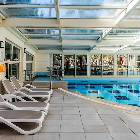 Trendy Adults Only Hotel Sidé