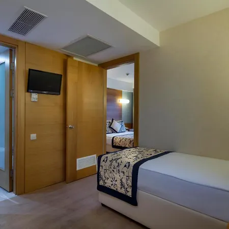 Trendy Hotel