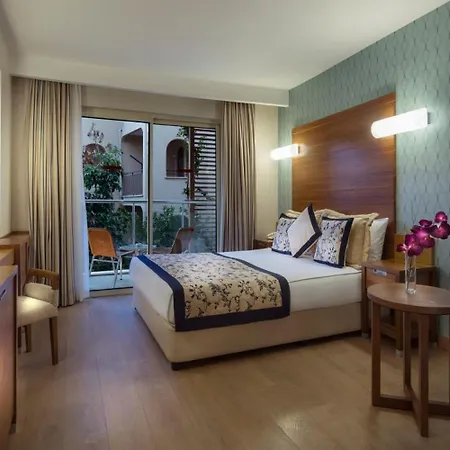 Hotel Trendy 4*